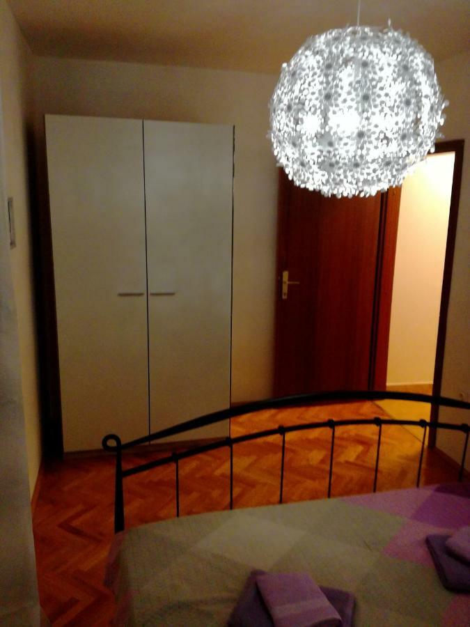 Ferienwohnung Sun House Brzac Exterior foto