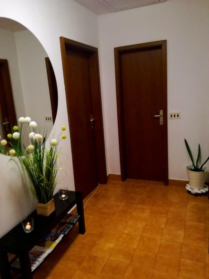 Ferienwohnung Sun House Brzac Exterior foto